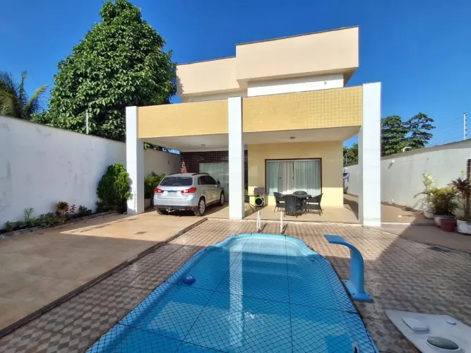 CASA DE DOIS PAVIMENTOS | MOBILIADA | LOCAÇÃO