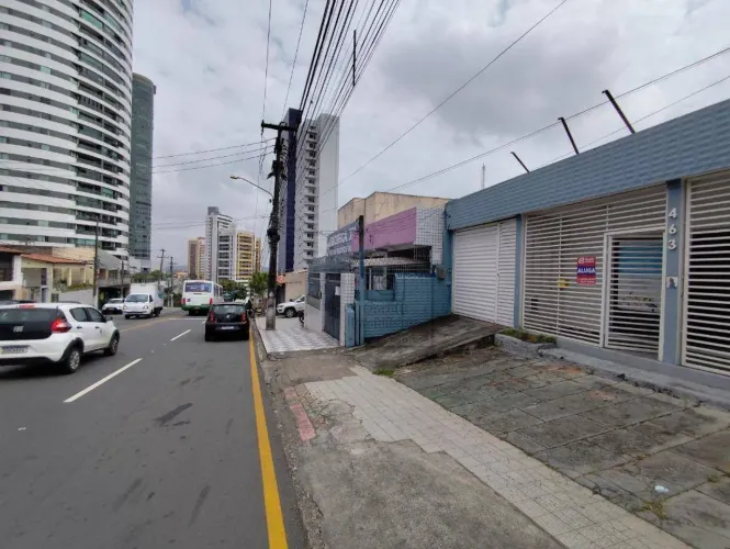 Espaço ideal para o seu negócio - Casa Comercial à Venda - 203 m² - Petrópolis - Natal/RN