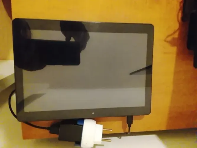 Tablet m10 printon Tem que troca a bateria.