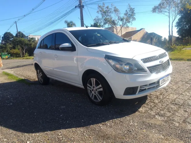 Chevrolet Agile LTZ 1.4 MPFI 8V Flexpower 5P 2013