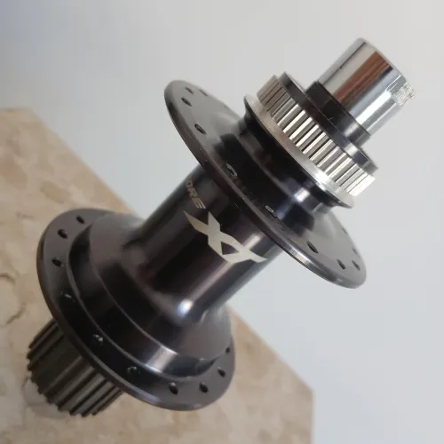 Cubo traseiro Shimano XT FH-M8110 142x12mm