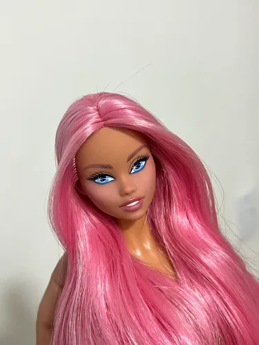 Cabeça Barbie Odile com repint