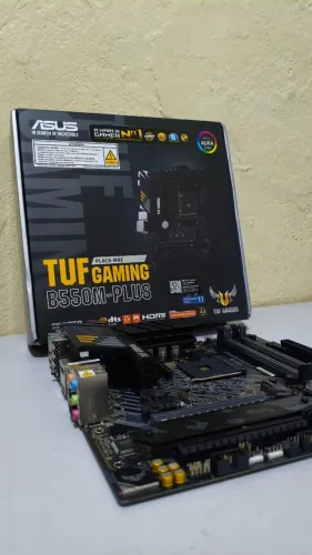 Placa Mãe ASUS TUF Gaming B550M-Plus