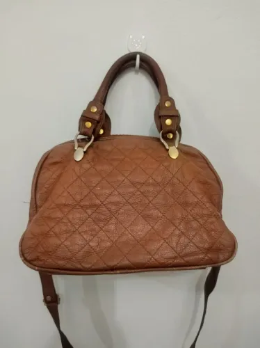 Bolsa em couro legítimo 
