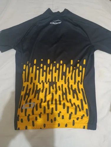 Duas Roupas de Ciclismo por 150
