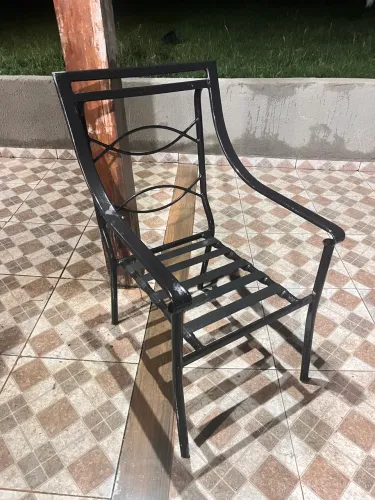 Cadeiras de alumínio