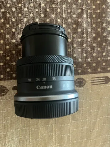 Lente Canon RF-S 18-45mm f/4.5-6.3 IS STM (Open Box) Nova