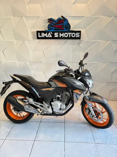 VENDO OU TROCO HONDA CB TWISTER 250 2021 ( LIMAS MOTOS)