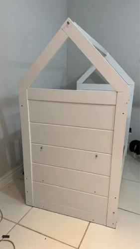 Berço com colchão seminovo americano montessoriano