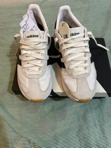 Tênis adidas run 72