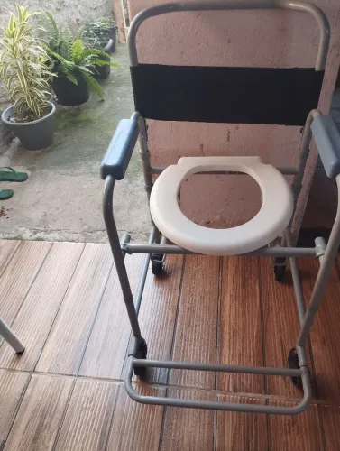 Cadeira de banho nova