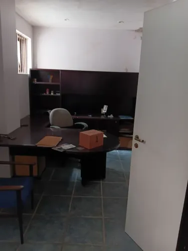 Mesa escritório maciça