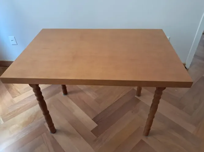 Mesa de madeira 120x80cm