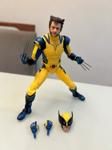 Wolverine Marvel Legends MCU