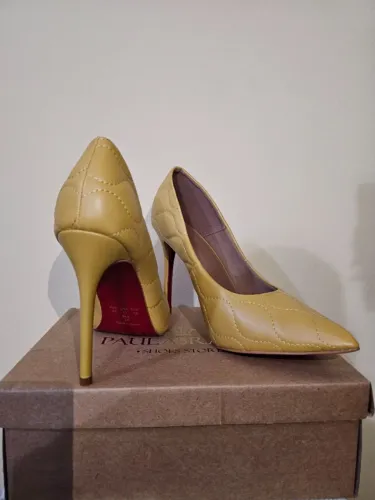 Salto feminino BOTIQUE PAULA BRAZIL