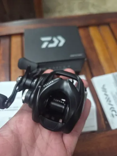 Daiwa tatula 100xhl / carretilha de pesca 