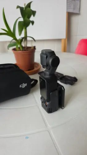 CÂMERA OSMO POCKET 3 DJI COMBO