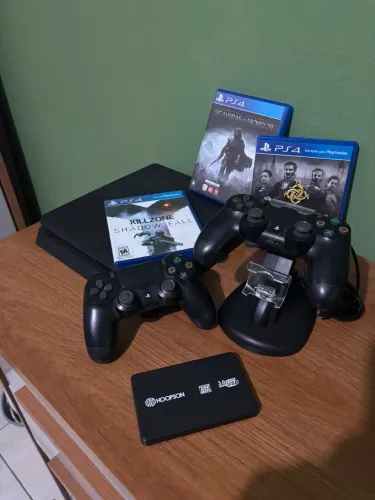 Ps4 slim
