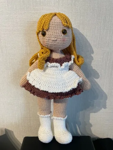 Amigurumi Boneca artesanal