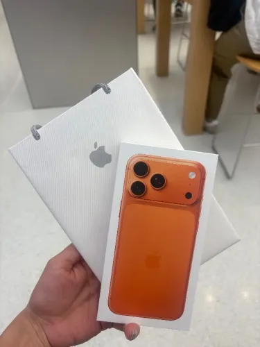 iPhone PRO MAX 17 - Lacrado 