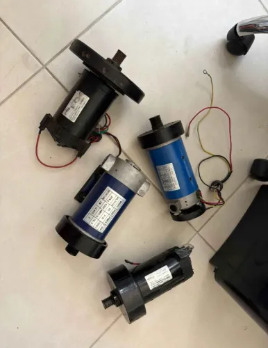 Varios modelos de motor de esteira