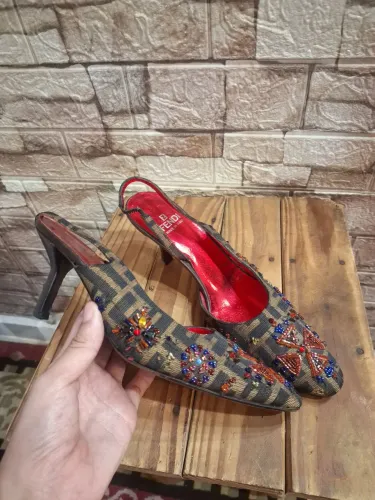 Sapato Fendi Vintage Zucca FF Logo Slingback Pumps - Tam 35