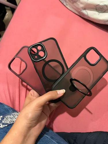 Vende-se capinha iPhone 15 (valor de cada)