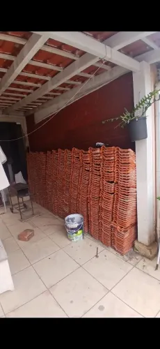 1,950 unidades de telhas romanas