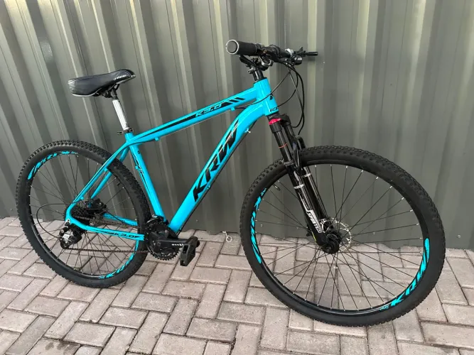 Bicicleta aro 29 freios hidráulicos alumínio 