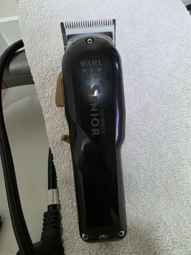 Máquina de corte profissional WAHL SÊNIOR na caixa