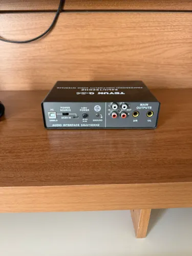Interface de Áudio Teyun Q-24 USB 24-bit/192kHz - Excelente Estado