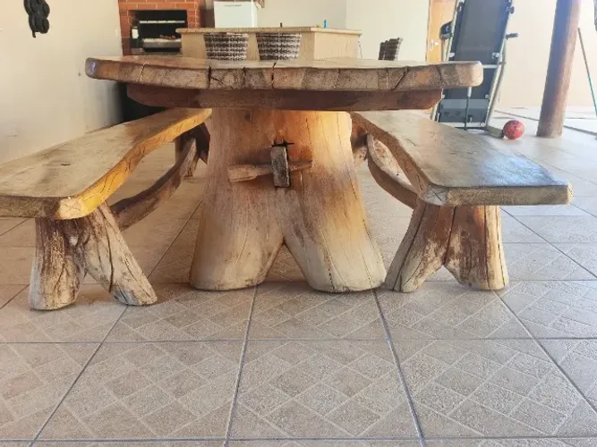 Mesa de Madeira Maciça Rústica 3,00m /0,90 + 2 Bancos | Área Gourmet / Churrasqueira