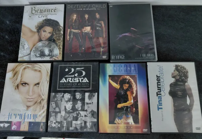 Lote de DVDs pop: Britney spears, Beyoncé, Destiny Child, Glória Estefan...
