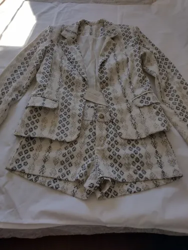 Conjunto de blazer e short