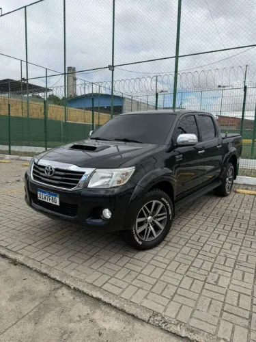 Toyota Hilux CD SRV D4-d 4X4 3.0 TDI Diesel AUT 2013