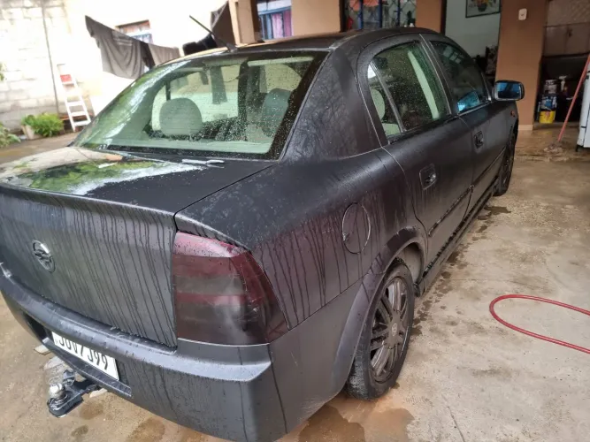 Chevrolet Astra Sedan 2.0/ CD 2.0 MPFI 8V 4P Aut. 2004