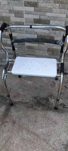 Andador para idoso - seminovo