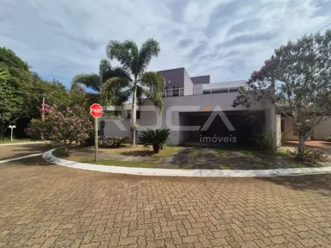 Linda Casa em Condomínio no Parque Espraiado - 4 Dormitórios, 2 Suítes e Muito Mais!