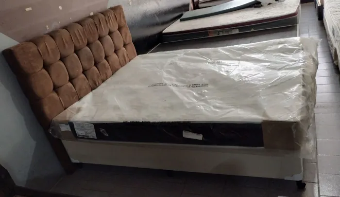 Cama box casal Quim nova