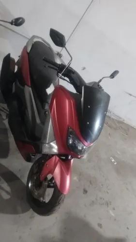 YAMAHA NMAX 160 VERMELHA 2019 Shalon Veículos Cariacica