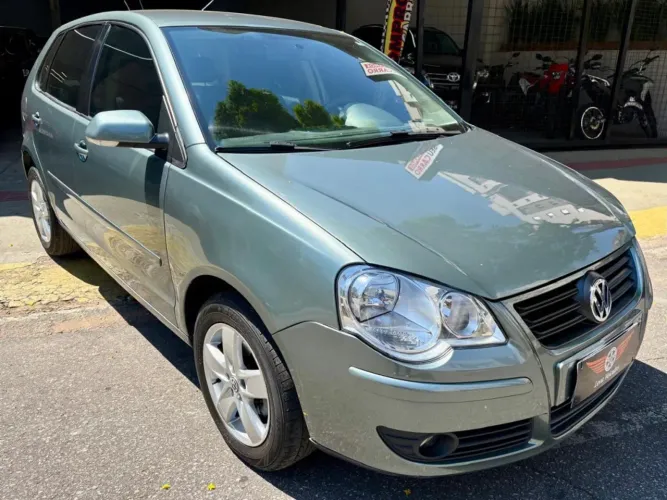 Volkswagen Polo 1.6 MI Flex 8V 4P 2011