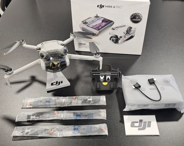 Dji mini 4 pro Br + radio rcn3  - (somente drone )ANATEL OKM
