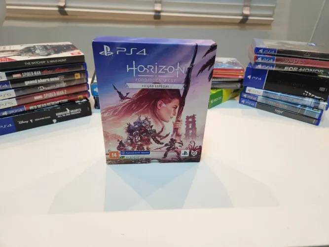 Horizon Forbidden West Edição Especial Steelbook / Steel Book PS4 / Playstation 4