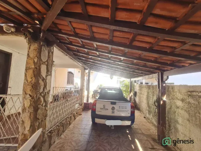VENDE-SE CASA 04 QUARTOS - BAIRRO: BETÂNIA - BH/MG - R$650.000,00