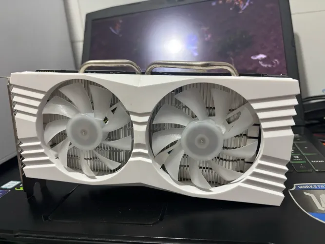 RX 580 8GB Branca com Led.
