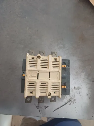 Contactora telemecanique Lc1f150
