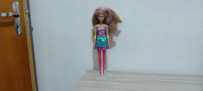 Boneca Barbie Reveal