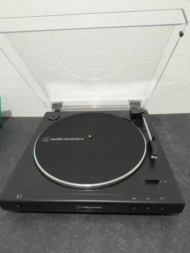 Toca discos vinil áudio Técnica AT lp60x ( zerado)