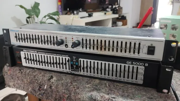 Equalizador Oneal Modelo Oge 1520 Amplificador
