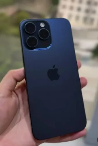 iPhone 15 Pro Max Azul 256 GB 6 meses de garantia